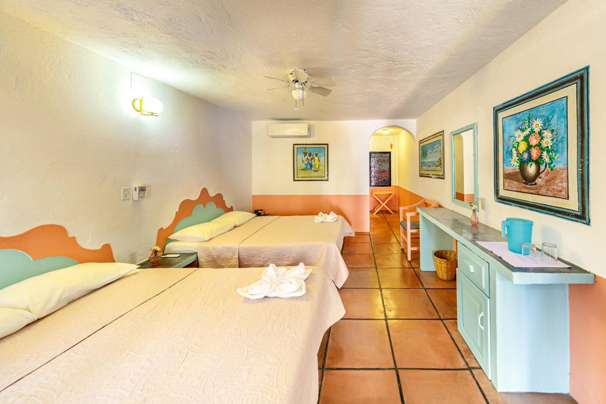 Hotel Flor De Maria Puerto Escondido  Exterior photo