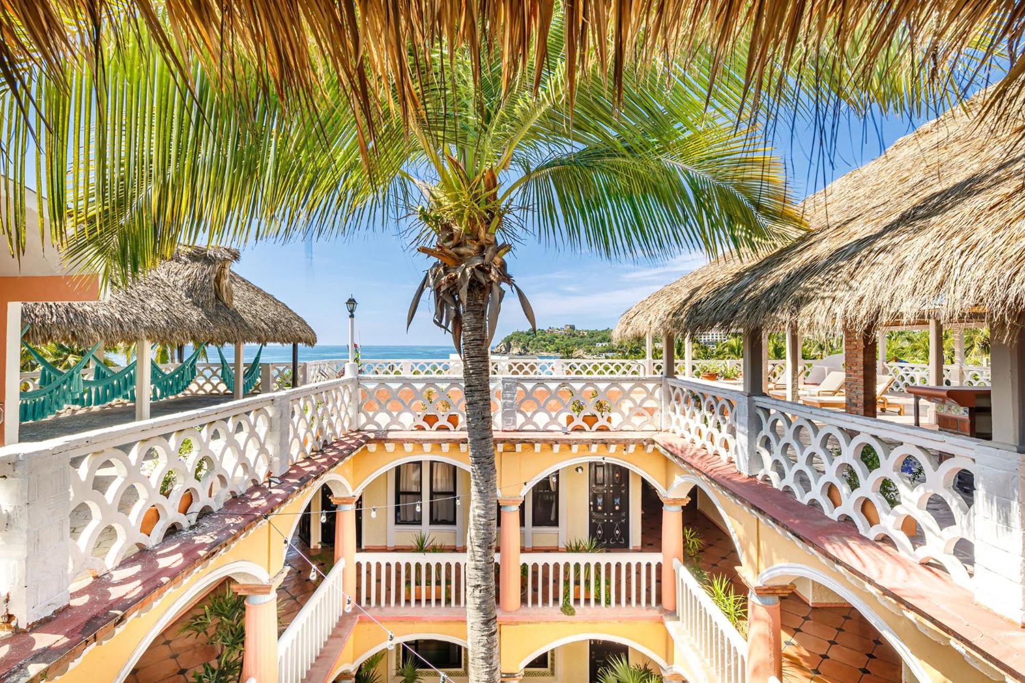 Hotel Flor De Maria Puerto Escondido  Exterior photo